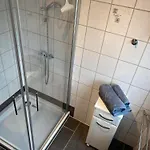 Lee Appartement *
