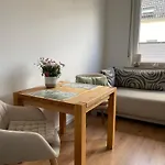 Lee Appartement *