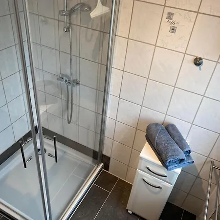 Lee Appartement *
