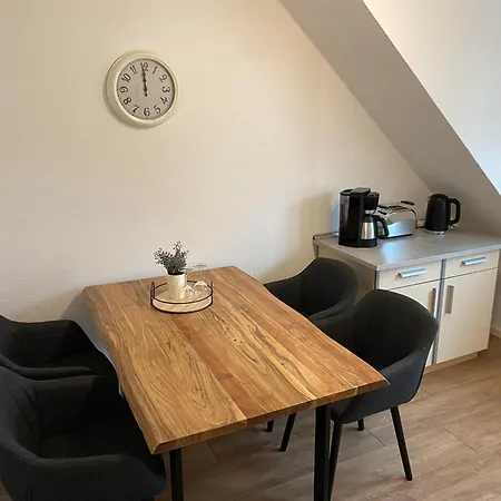Lee Appartement *